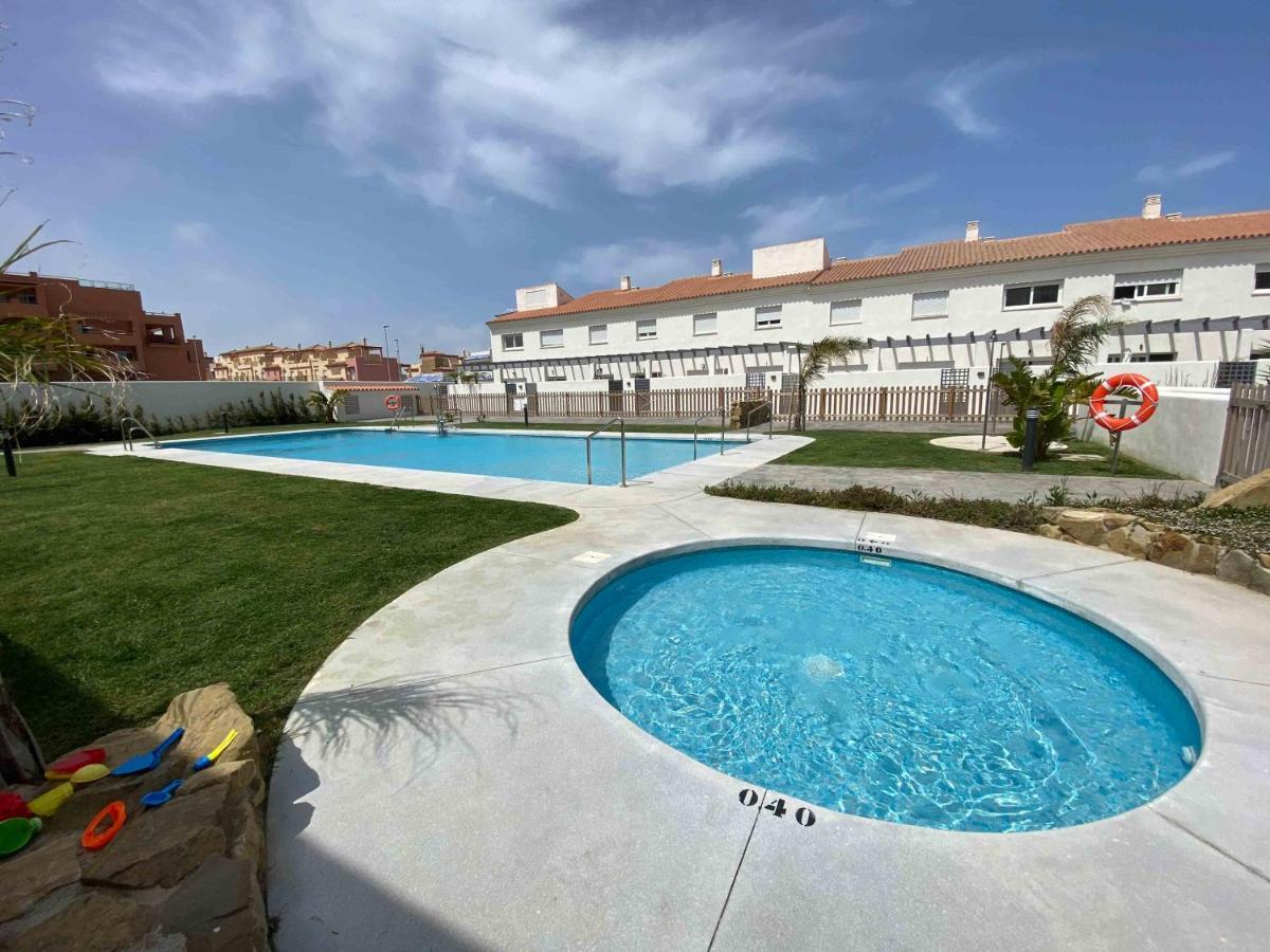 Tarifa Cozy House - Sun, Parking, Wifi, Pool Apartment Екстериор снимка